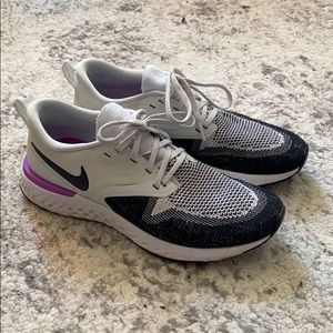 Almost new Nike size 8 sneakers